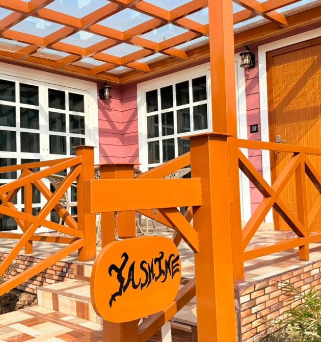 Jasmine Super Deluxe Jacuzzi Cottage (15)