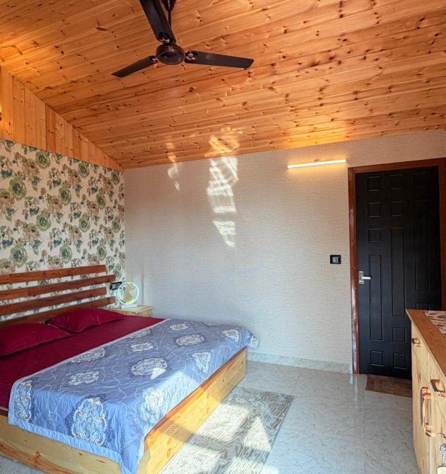 Jasmine Super Deluxe Jacuzzi Cottage (9)